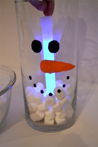 Lighted Marshmallow Snowman Vase - Christmas Craft | Fluster Buster