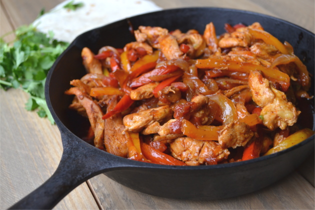 Looking for a delicious and easy weeknight meal? This Simple Chicken Fajita recipe ought to do the trick. With just a bit of slicing and a few minutes over the heat you can have dinner on the table in less than 30 minutes.