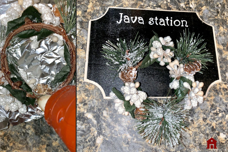 Winter Beverage Station Sign - This is a simple DIY project that adds some pizazz to any beverage station.